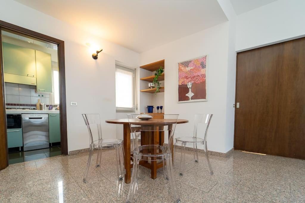 5 Giornate Apt Con Terrazzo E Garage Privato 밀라노 외부 사진